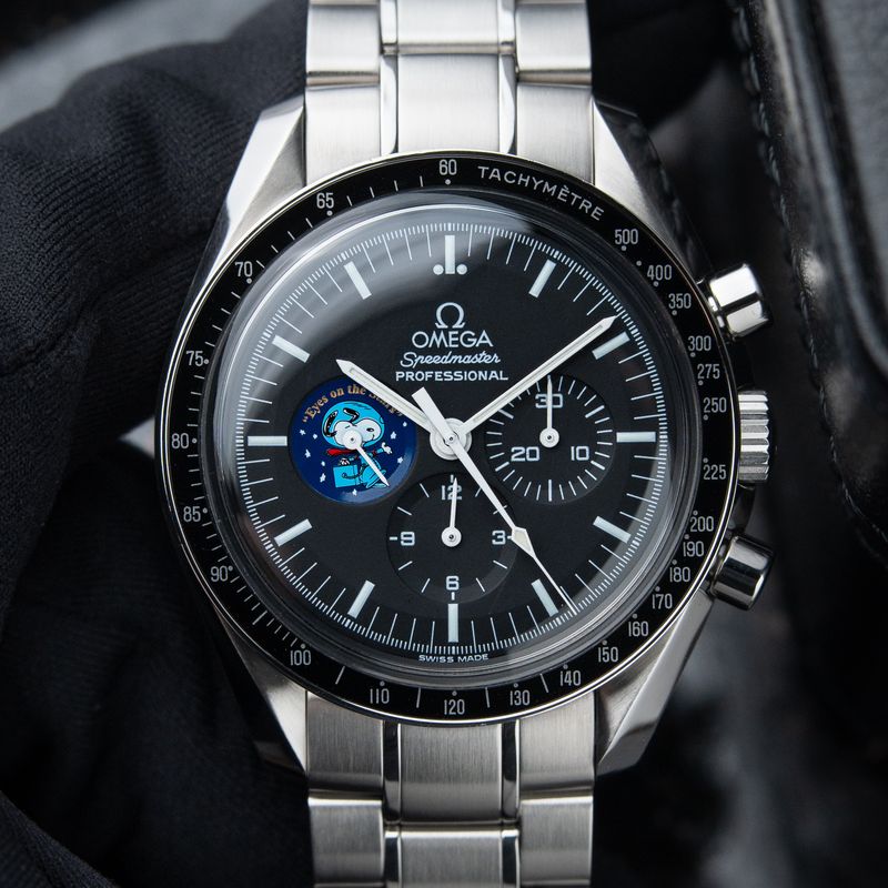 Omega Speedmaster Professional Moonwatch Snoopy Award Limited Edition Chronograph Steel
