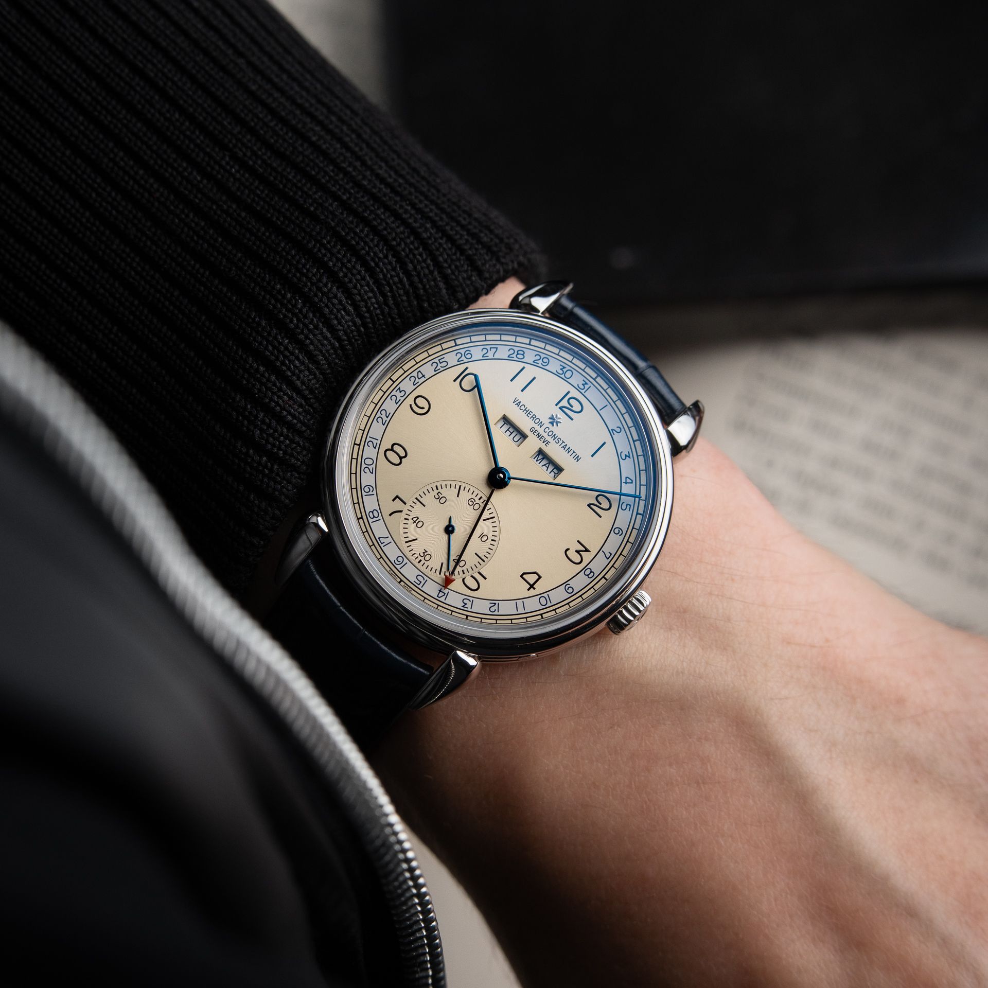 Vacheron Constantin Historiques 1942 Triple Calendrier Champagne Dial Blue