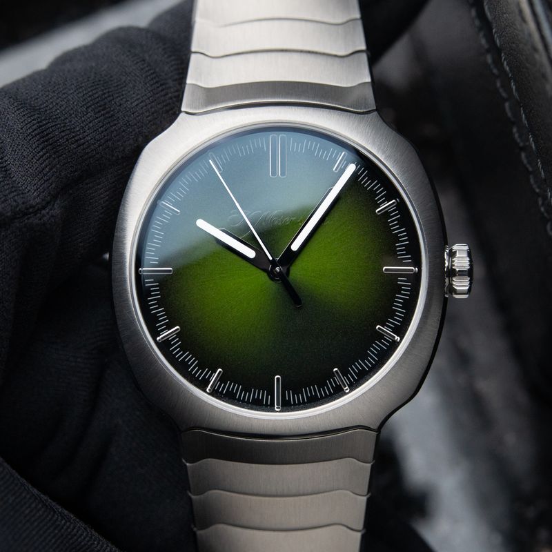 H.Moser & Cie. Streamliner 2026 Centre Seconds Matrix Green Bracelet 40mm