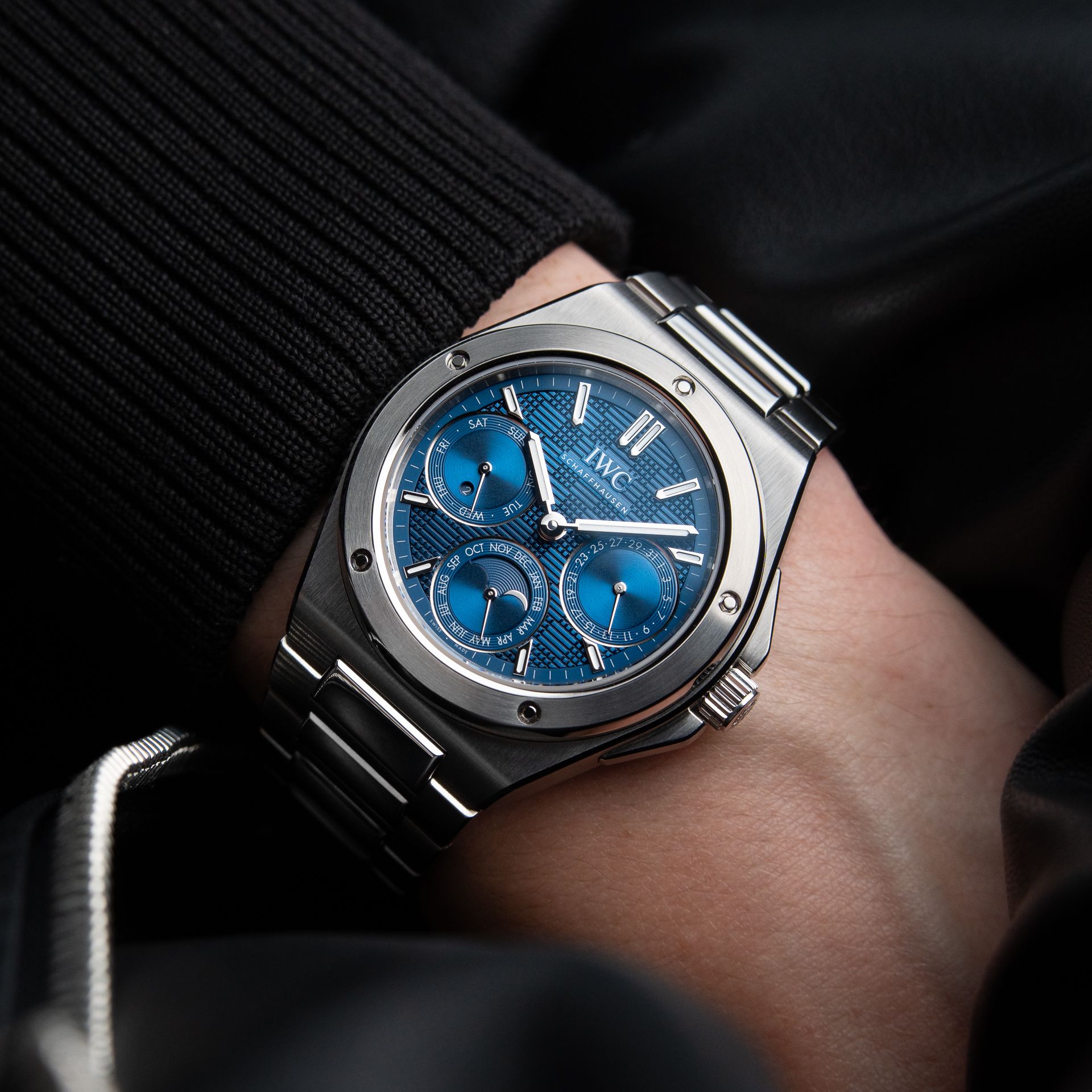 IWC Ingenieur UNWORN 2026 Perpetual Calendar Moon Phase Blue Dial Steel 41