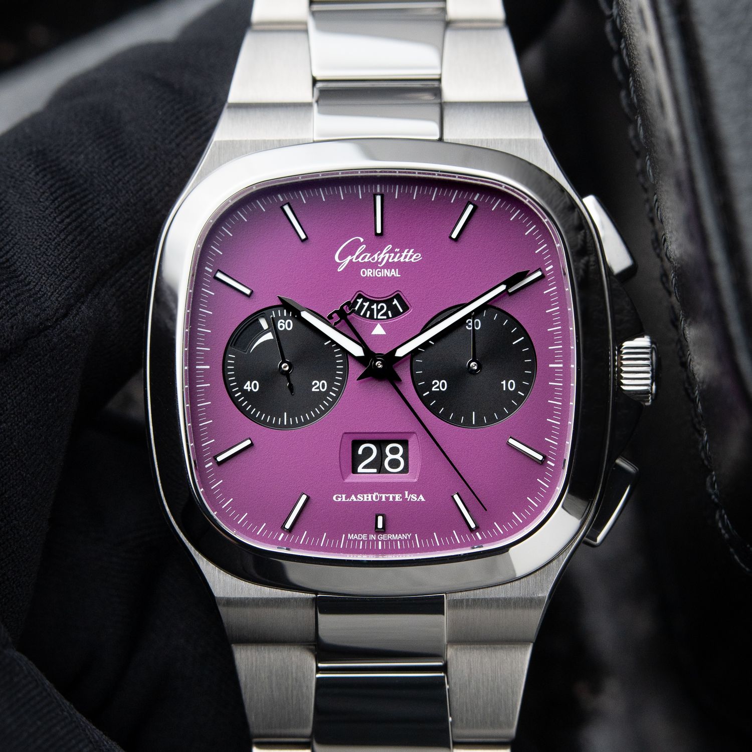 Glashütte Original Seventies Chronograph Panorama Date RARE Chronograph Panoramadatum Plasma Purple