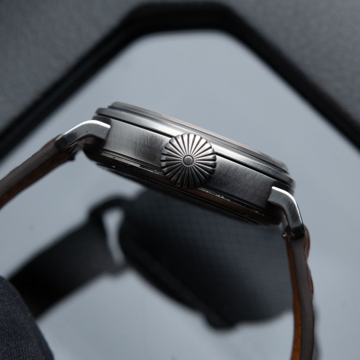 Zenith Pilot Type 20 Limited Edition RARE Burgundy Steel Leather