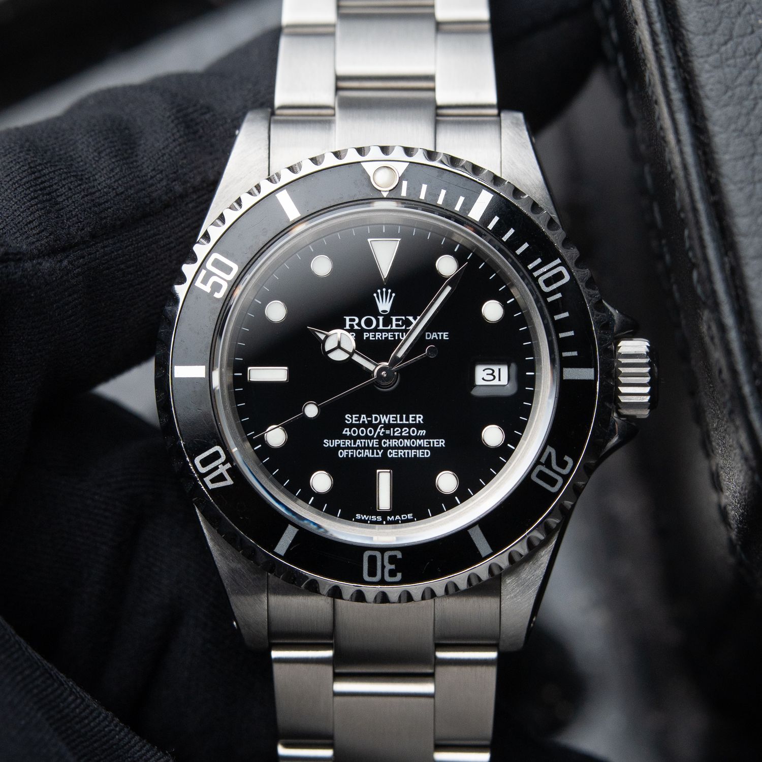 Rolex Sea-Dweller Date 40mm SD4K Oyster Black Aluminum Bezel Steel Bracelet Rolex Sea-Dweller Date 40mm SD4K Oyster Black Aluminum Bezel Steel Bracelet
