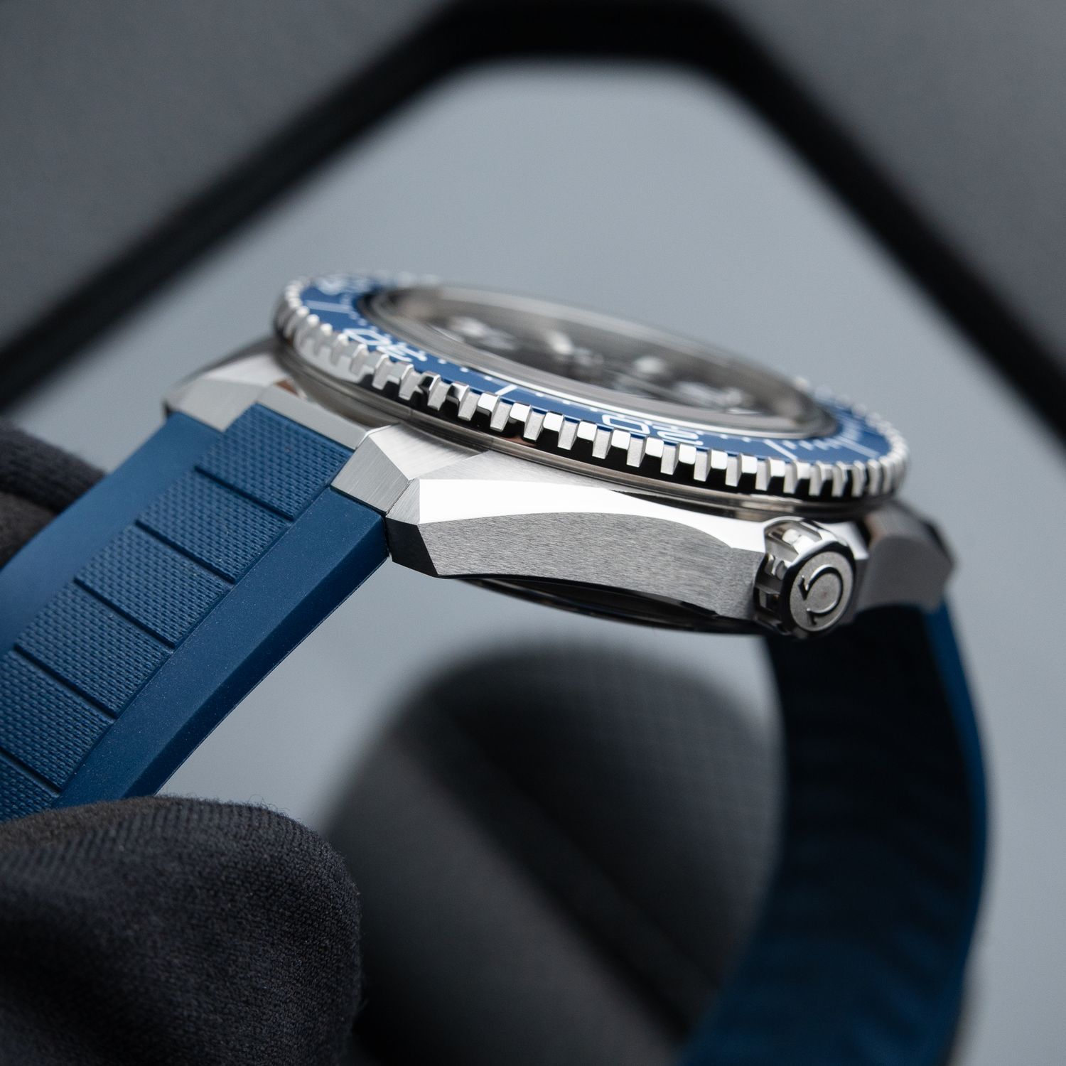 Omega Seamaster Planet Ocean 600M STRAPS 2025 Black Steel Bracelet