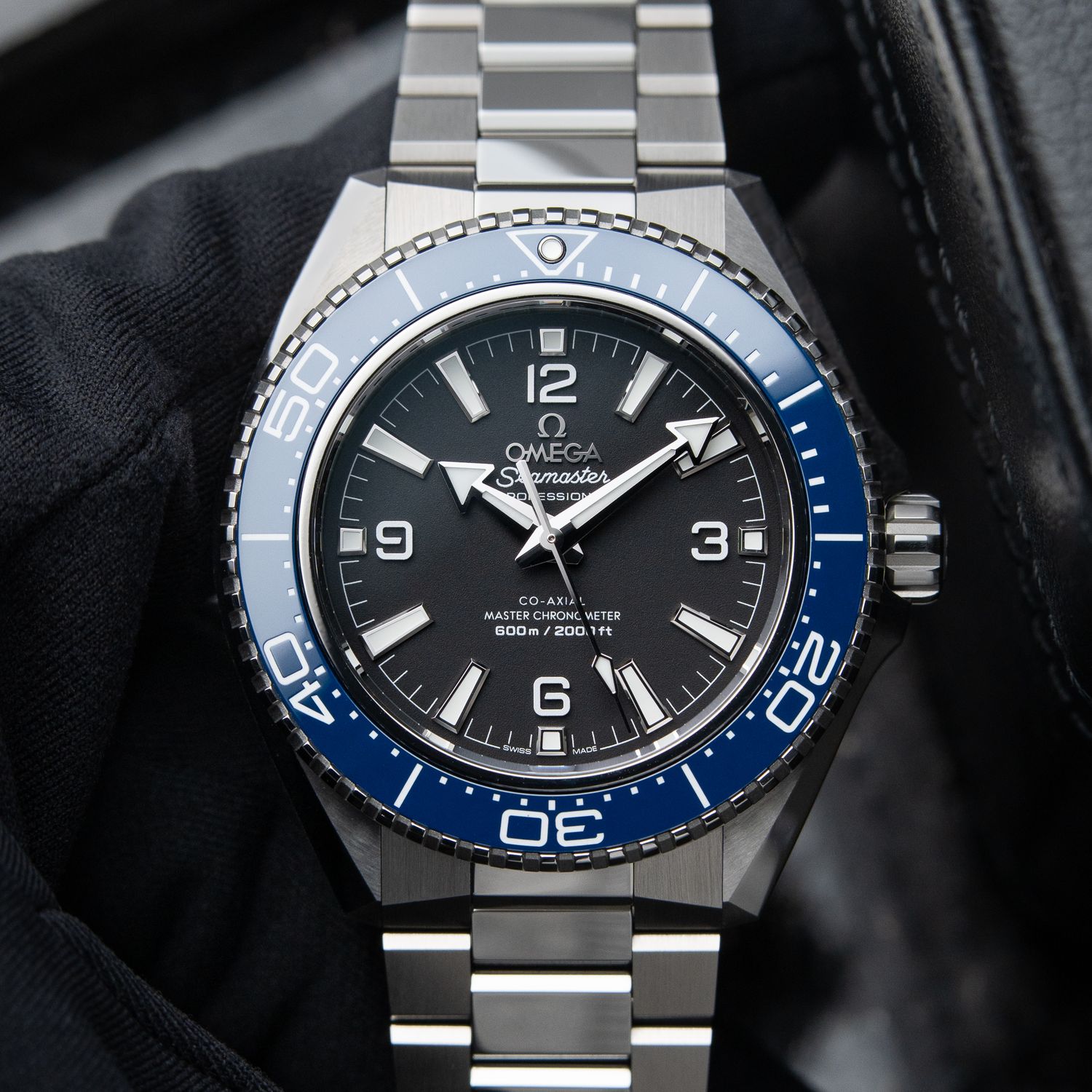 Omega Seamaster Planet Ocean 600M STRAPS 2025 Black Steel Bracelet Diver