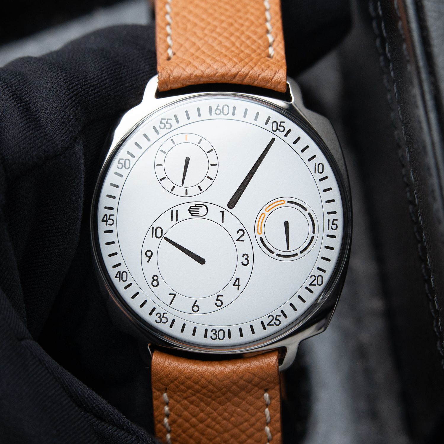 Ressence Type 1 Squared V2 Titanium White Silver Dial Automatic ROCS 1.3 Ressence Type 1 Squared V2 Titanium White Silver Dial Automatic ROCS 1.3