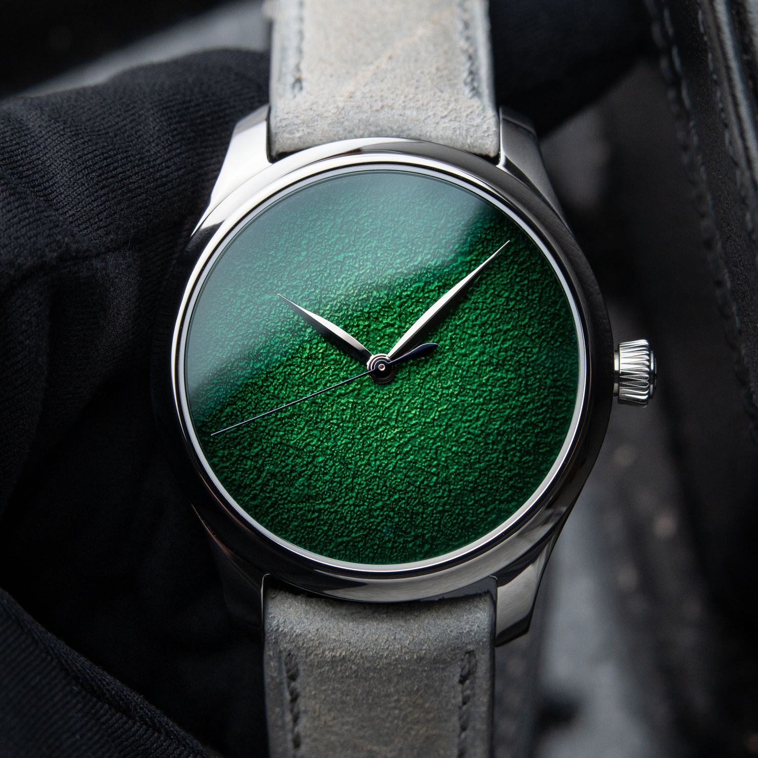 H.Moser & Cie. Endeavour UNWORN 4/2026 Centre Seconds Concept Lime Green