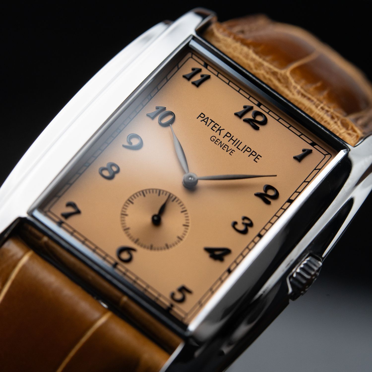 Patek Philippe Gondolo 5124G White Gold Salmon Rose Dial Leather Set