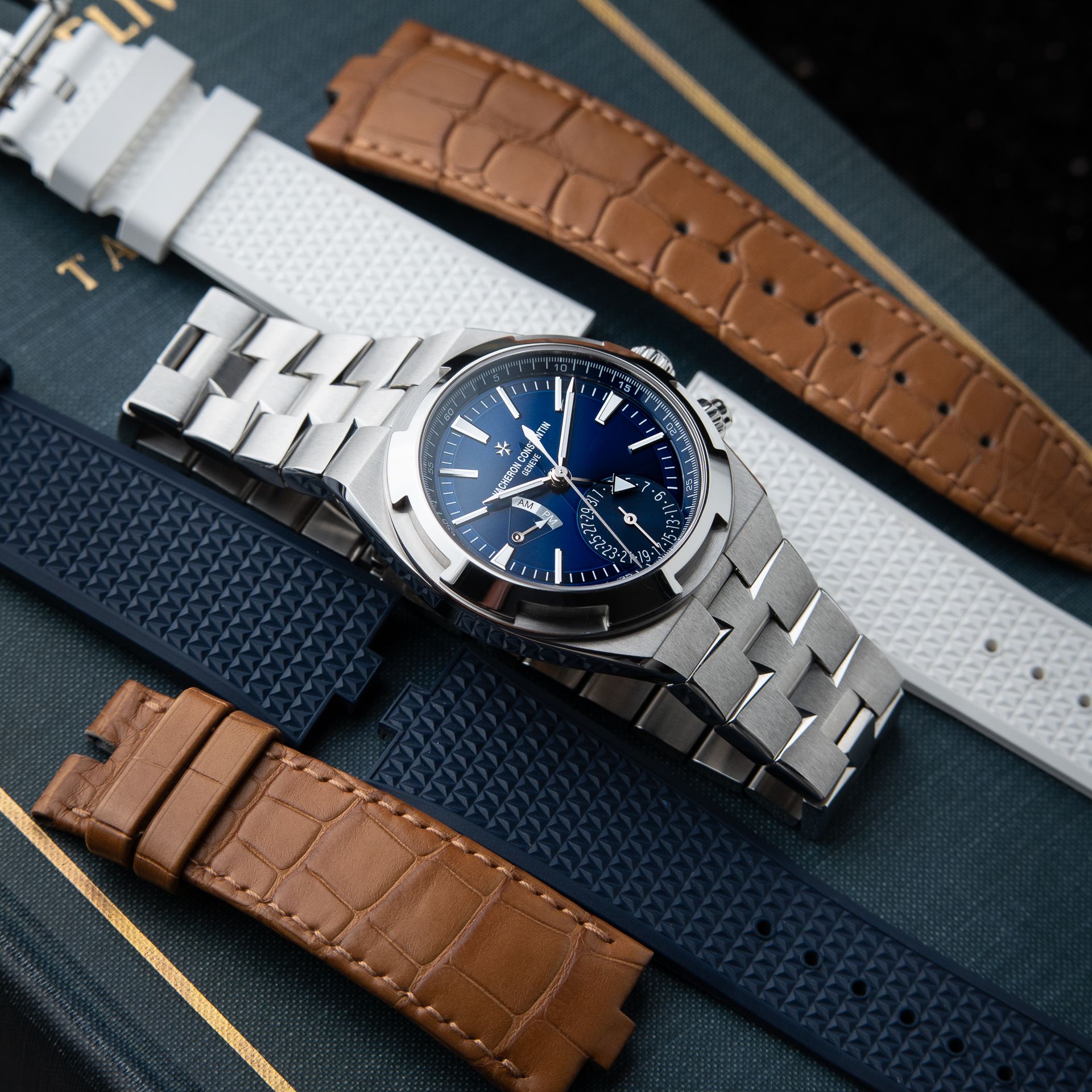Vacheron Constantin Overseas 7900V Blue Dual Time Steel BRACELET + STRAPS
