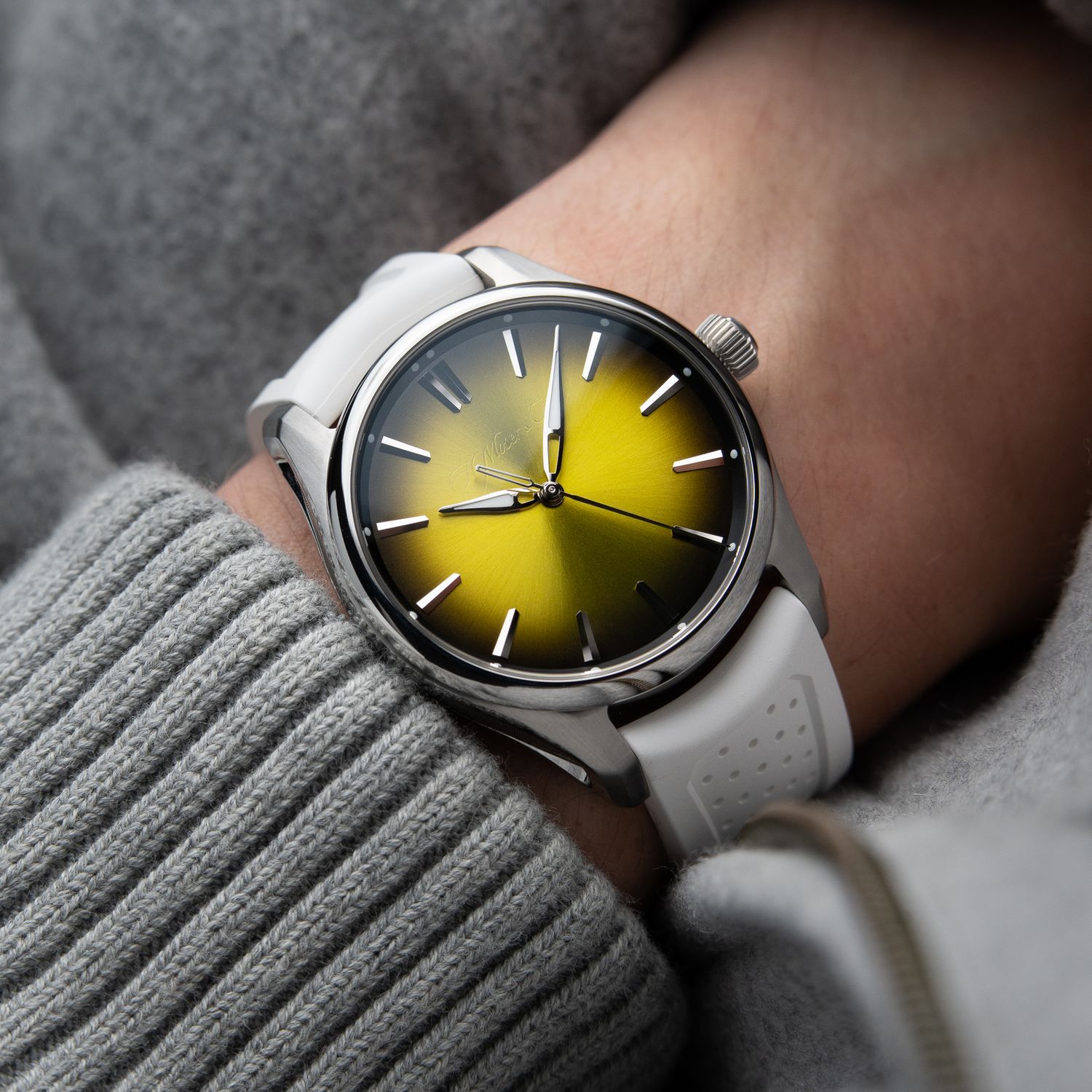 H.Moser & Cie. Pioneer Centre Seconds UNWORN 2026 Sunny Side Up
