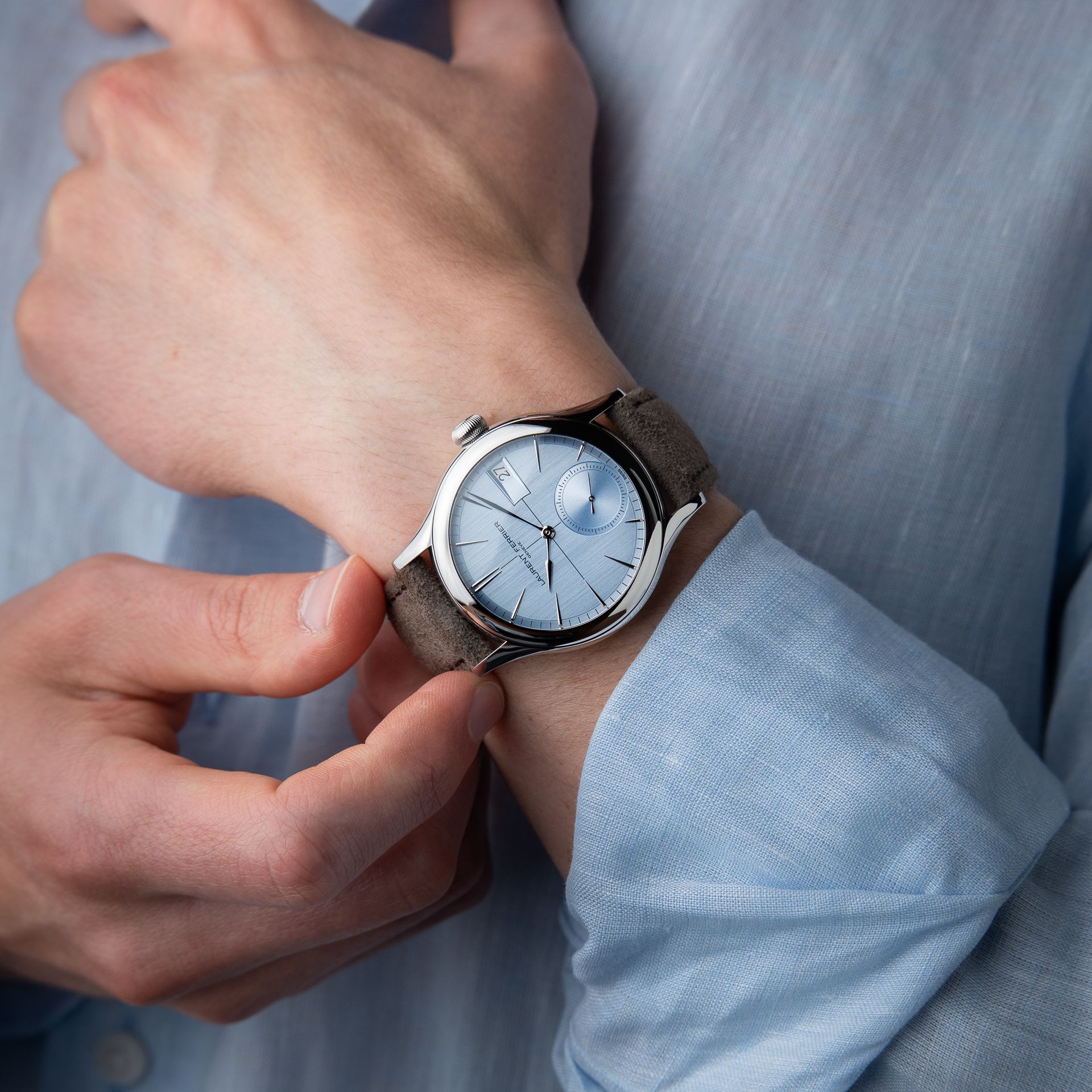 Laurent Ferrier Classic Auto 40mm RARE UNWORN Horizon Light Blue Steel