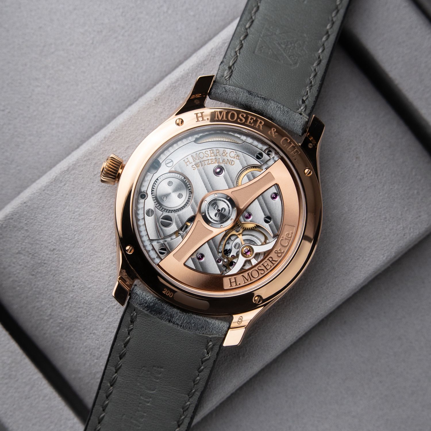 H.Moser & Cie. Endeavour Centre Seconds UNWORN 5/2026 Vantablack