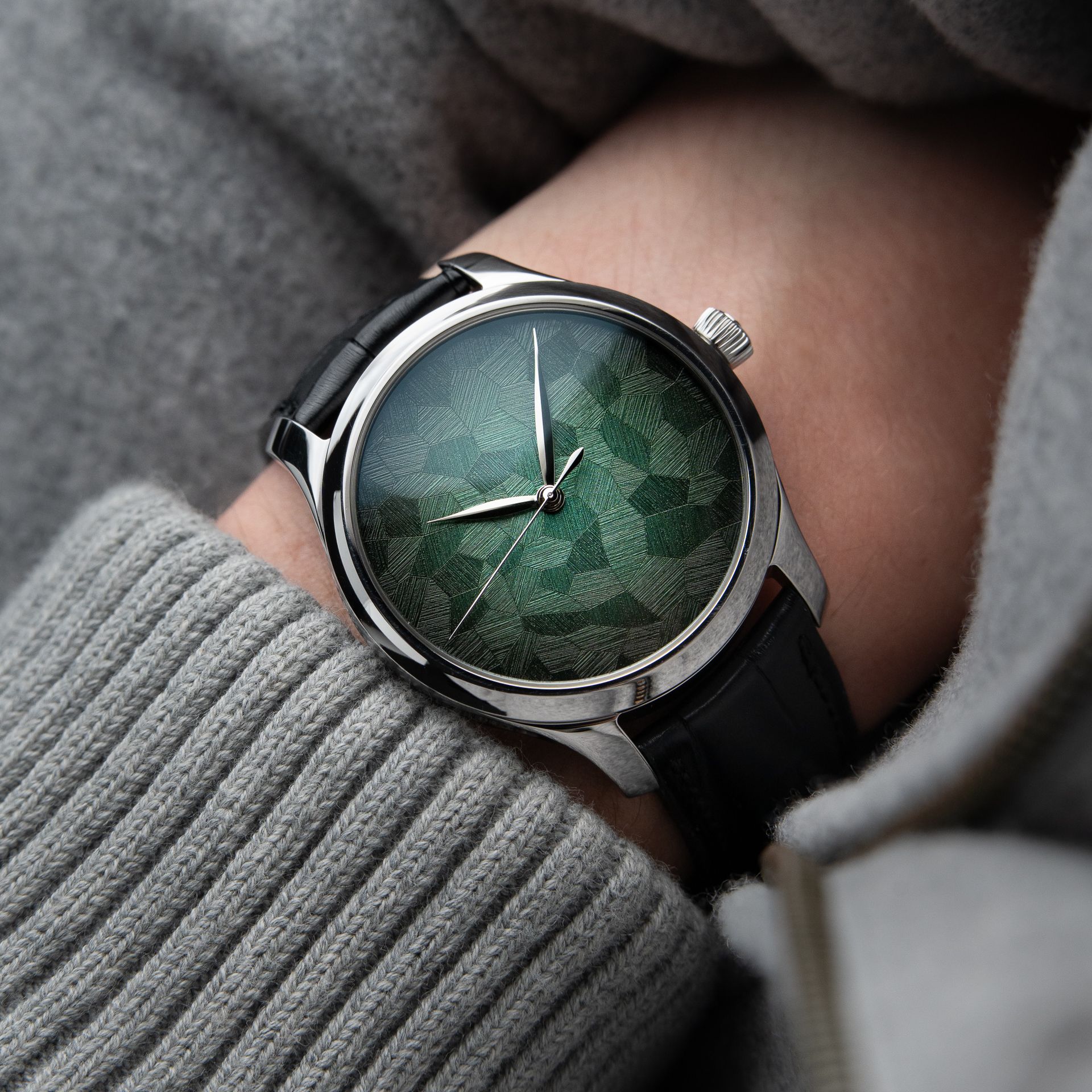 H.Moser & Cie. Endeavour Centre Seconds Mosaic Green Limited Edition Steel