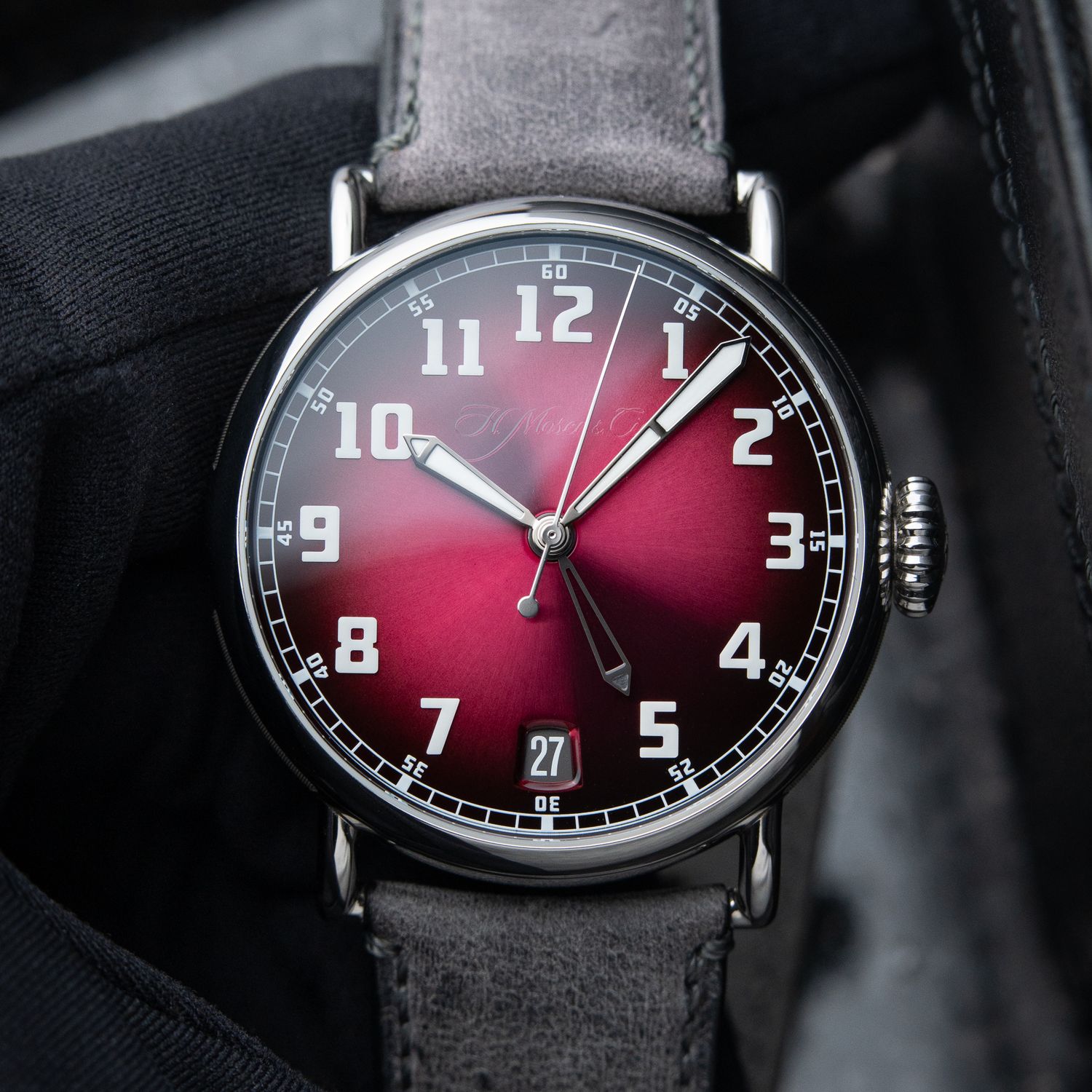 H.Moser & Cie. Heritage Dual Time CLEAN 10/2025 Burgundy Fume Dial Date 42