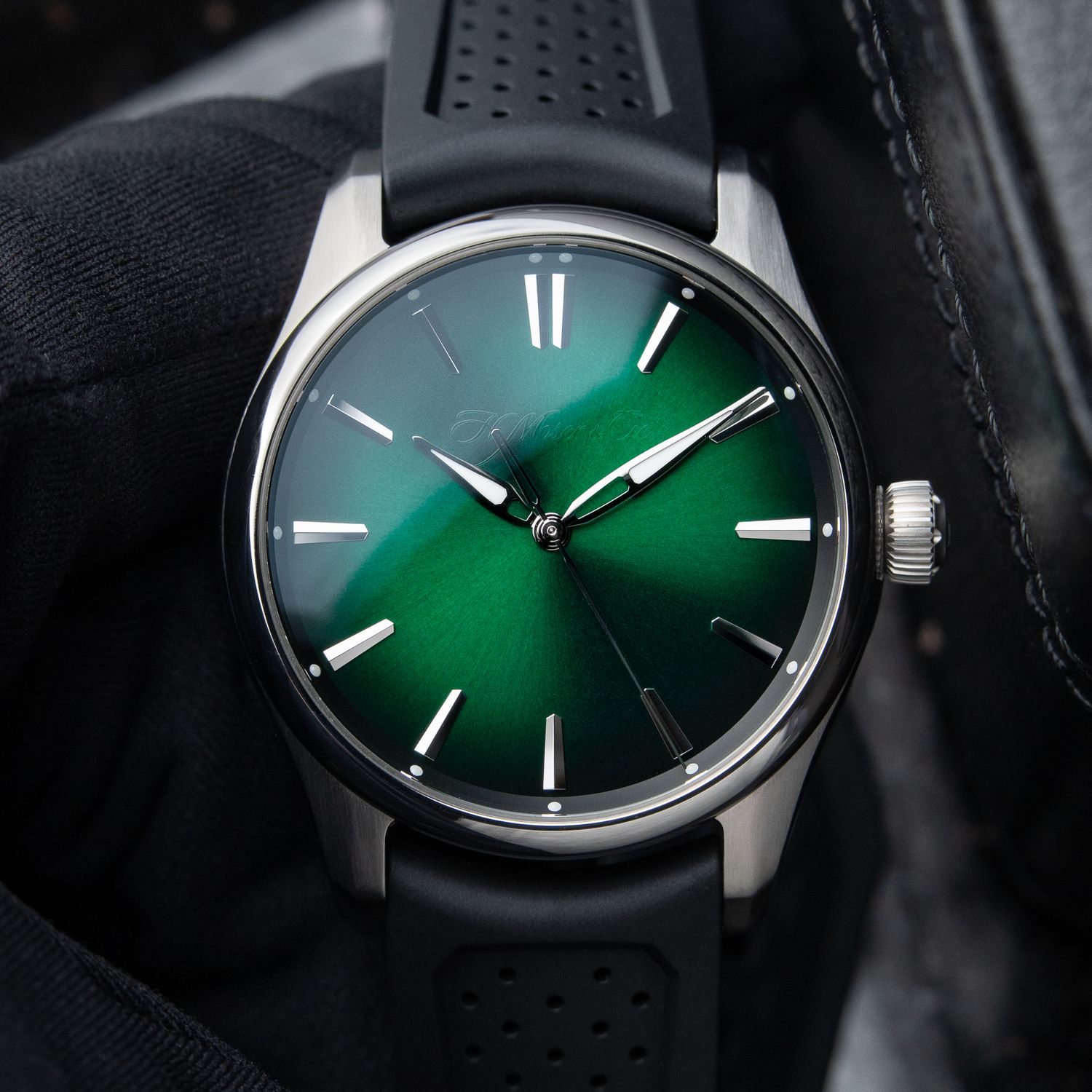 H.Moser & Cie. Pioneer Centre Seconds CLEAN 2026 Cosmic Green Steel 40mm