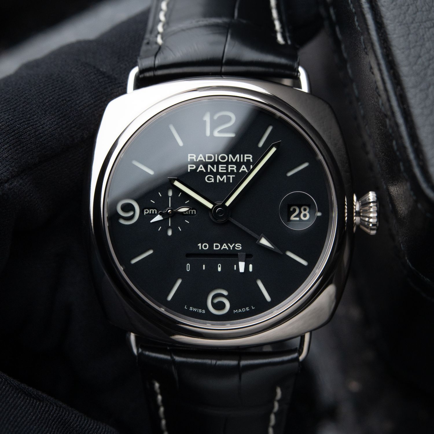 Panerai Radiomir 10 Days GMT SERVICED Limited Edition White Gold Black Dial PAM235
