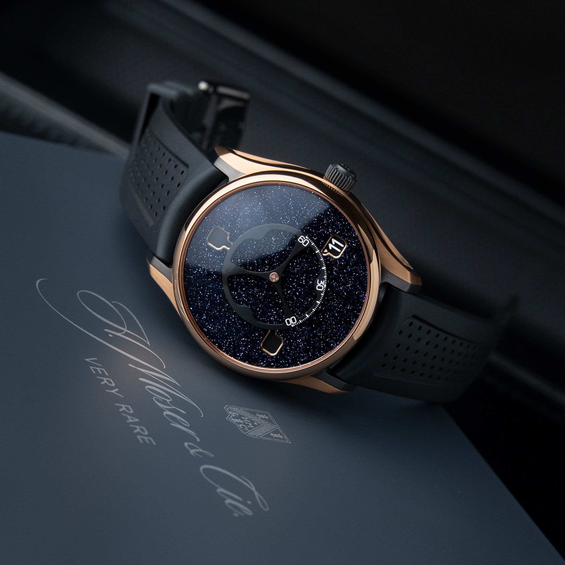 H.Moser & Cie. Pioneer Flying Hours UNWORN 2026 Limited Edition Red Gold Aventurine