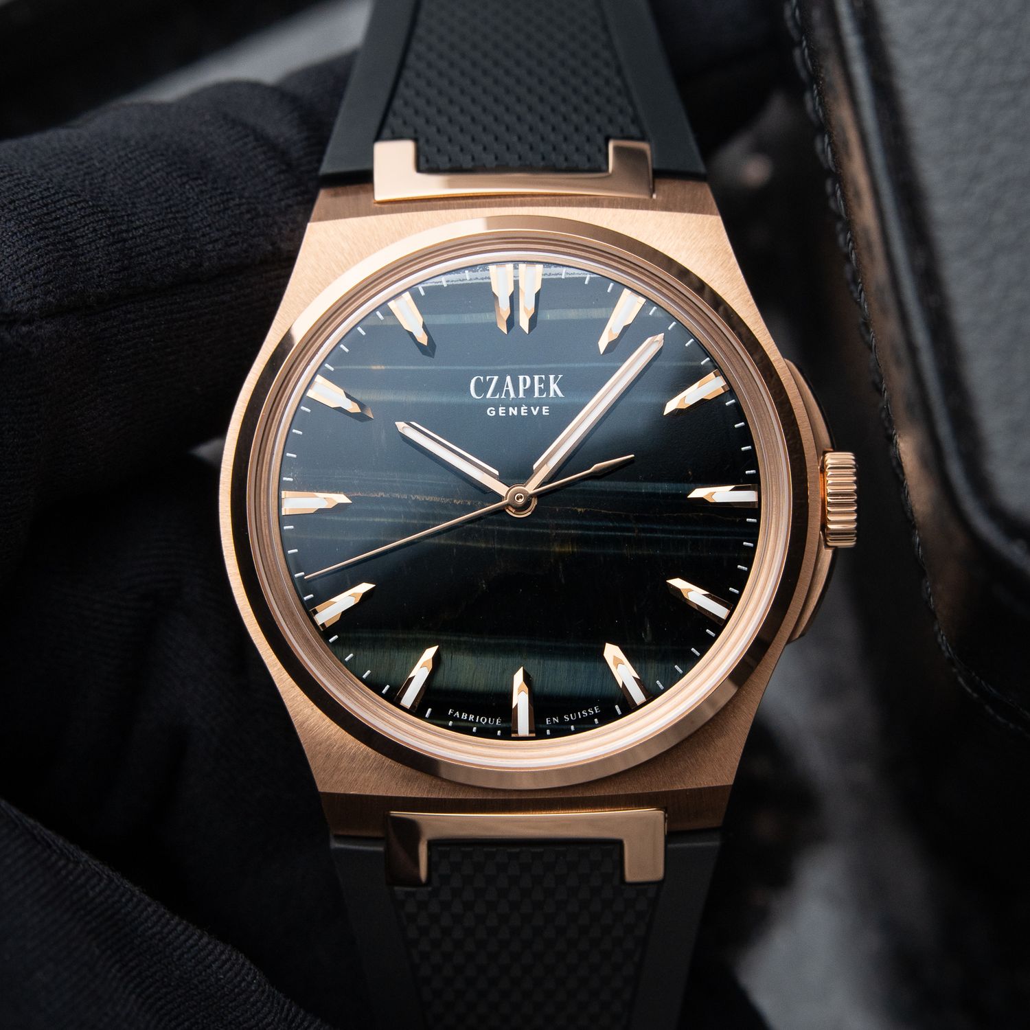 Czapek Antarctique Mount Erebus Falcon Eye RARE 12/2025 Rose gold Black