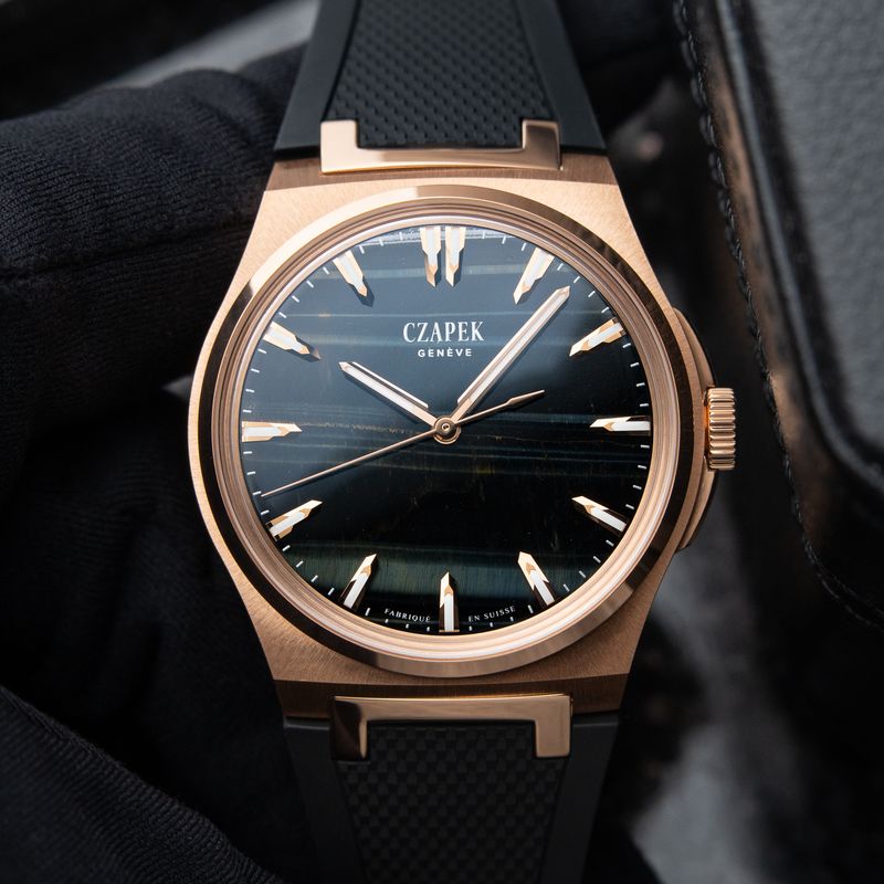 Czapek Antarctique Mount Erebus Falcon Eye RARE 12/2025 Rose gold Black