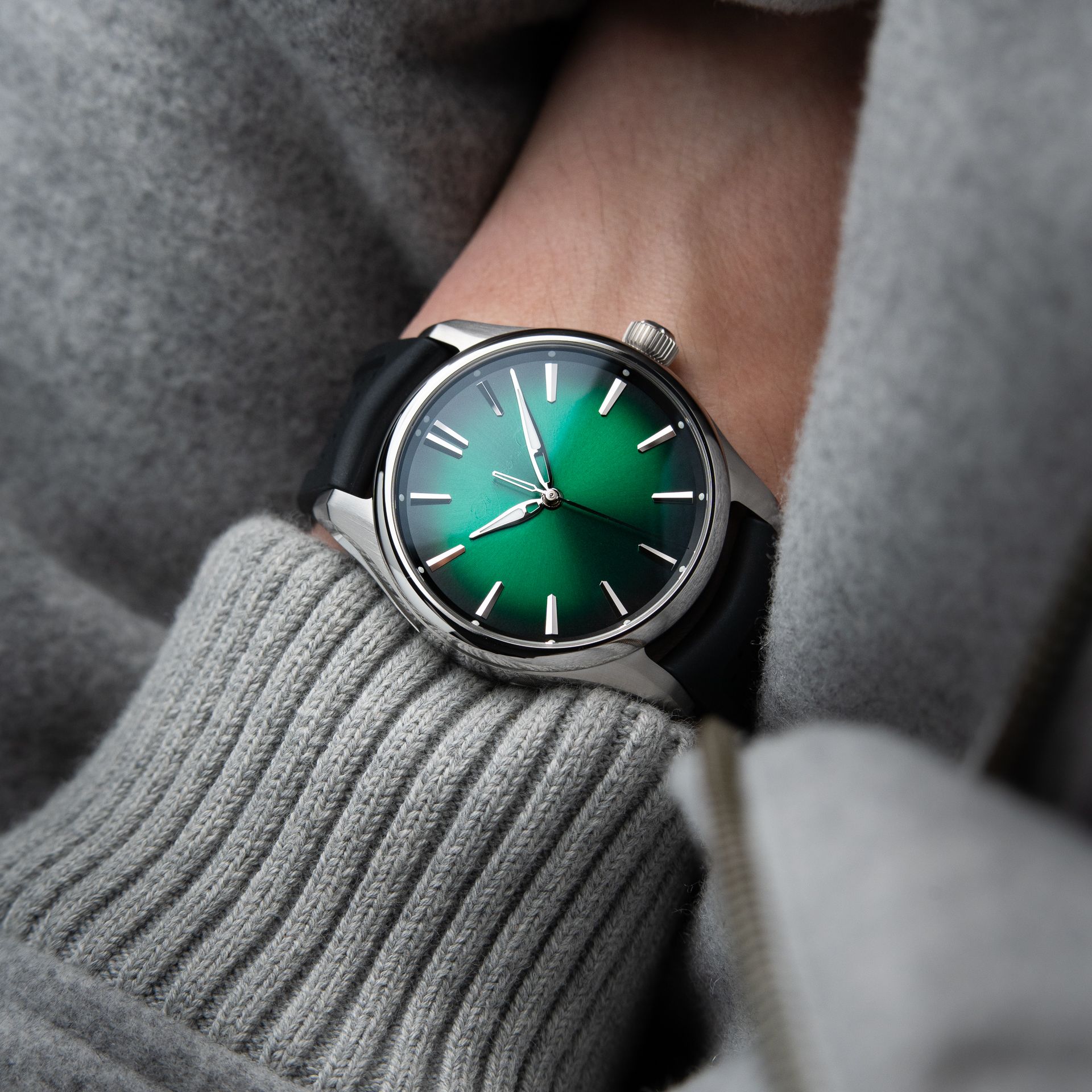H.Moser & Cie. Pioneer Centre Seconds UNWORN 2026 Cosmic Green Steel 40mm