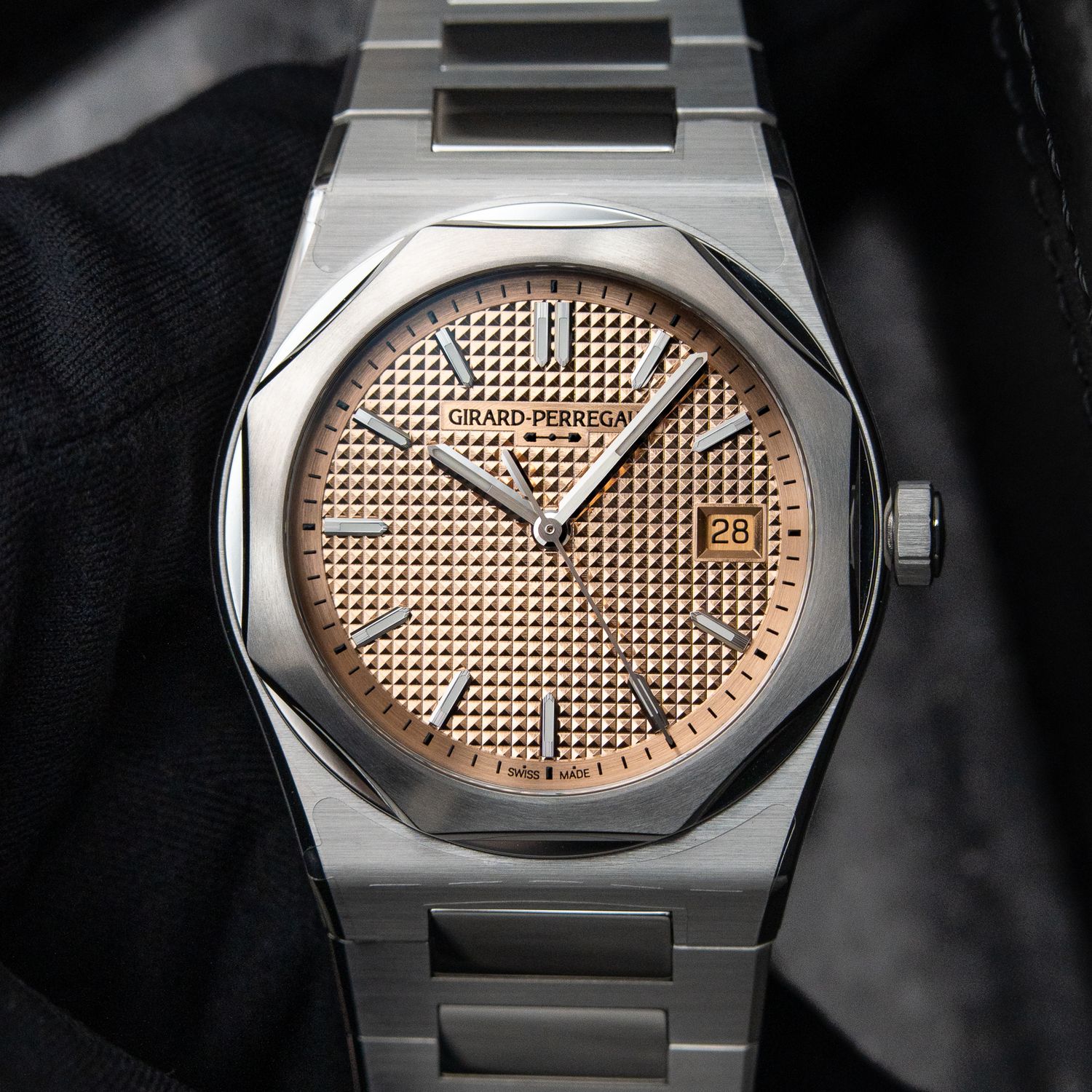 Girard Perregaux Laureato Fifty 50 UNWORN 2026 Rose Gold Dial Steel 39mm