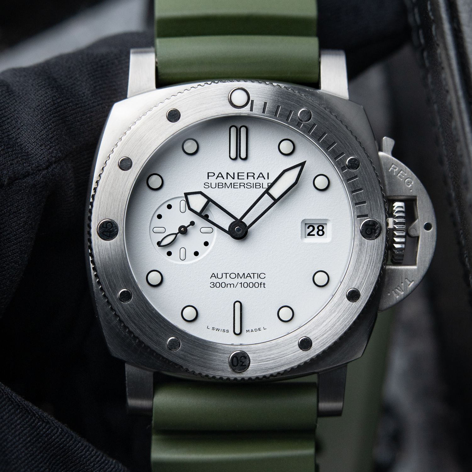 Panerai Luminor Submersible Bianco White Dial 3 Days 44 Automatic PAM1226