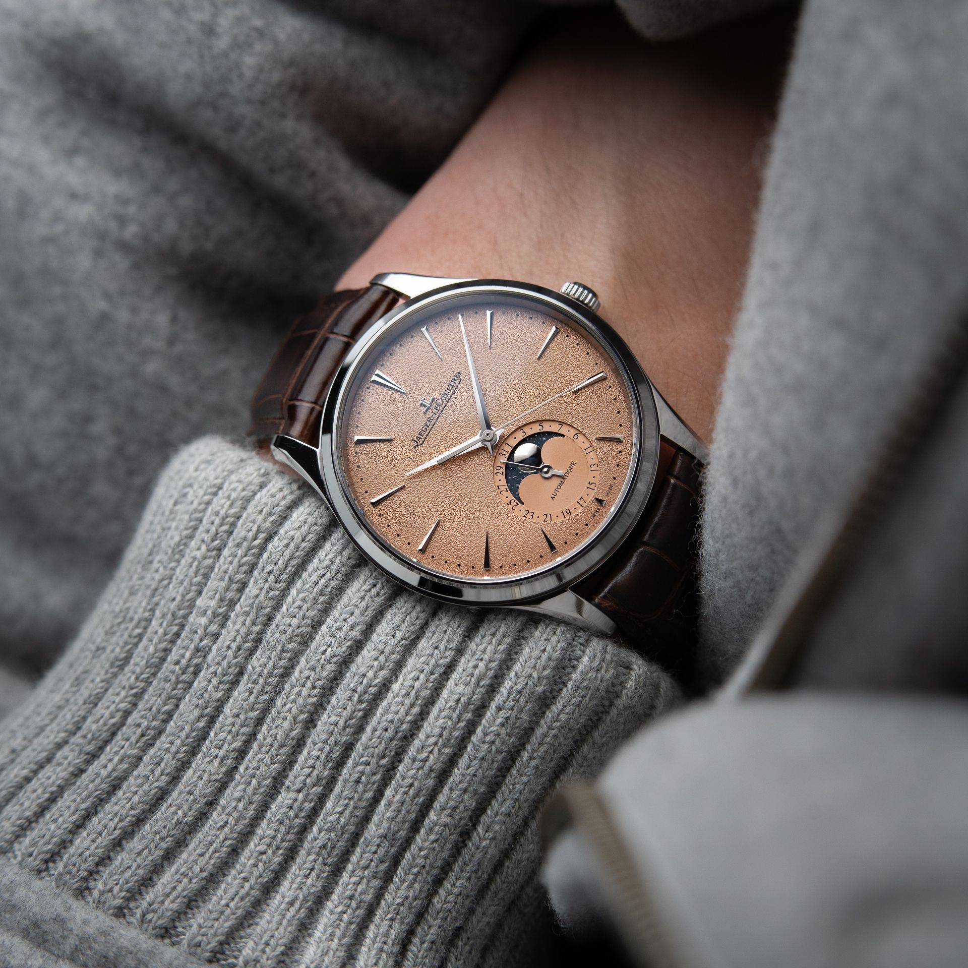Jaeger-LeCoultre Master Ultra Thin Moon 12/2025 Salmon Copper Dial Limited Edition