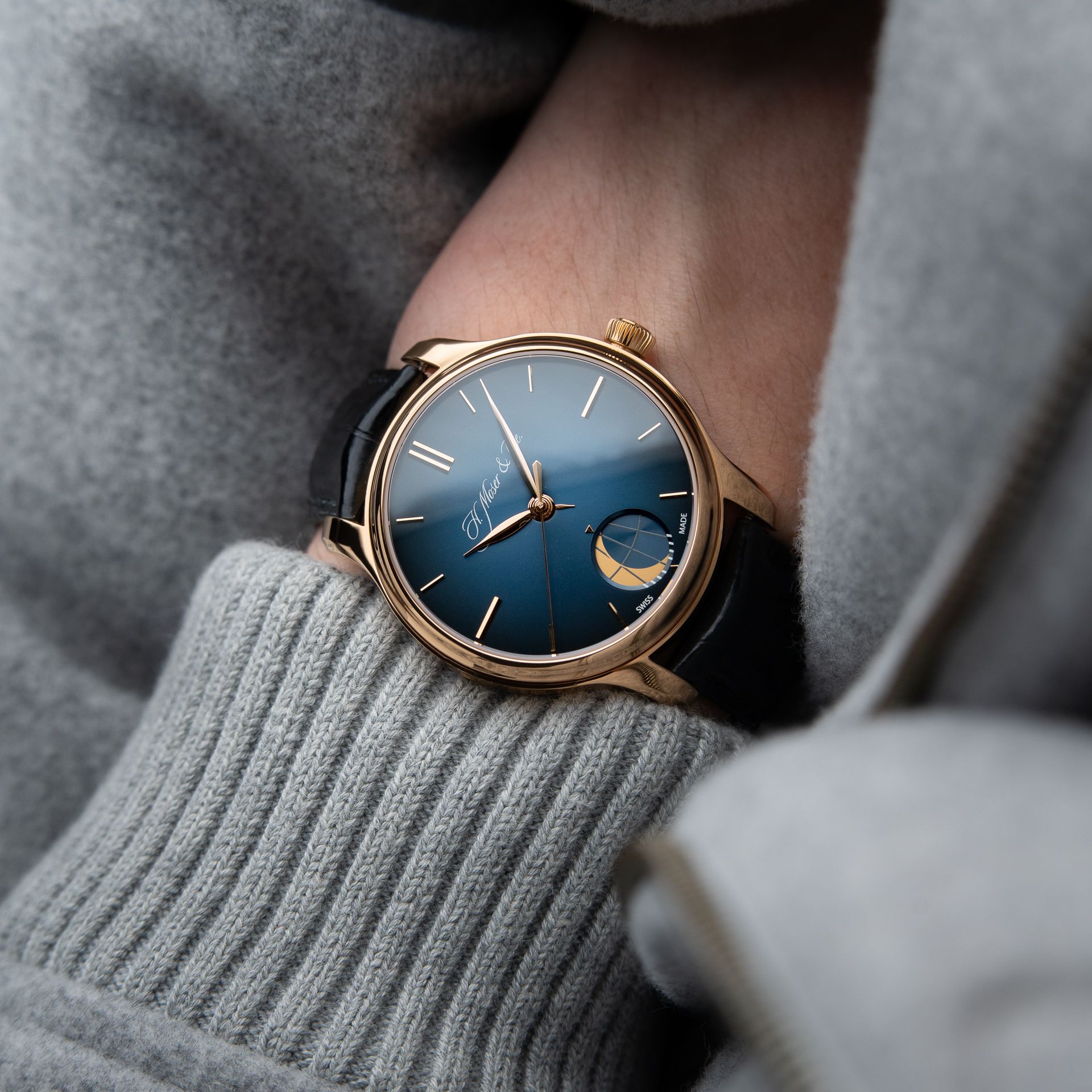 H.Moser & Cie. Endeavour Perpetual Moon SERVICED 6/2025 Rose Gold Blue Set