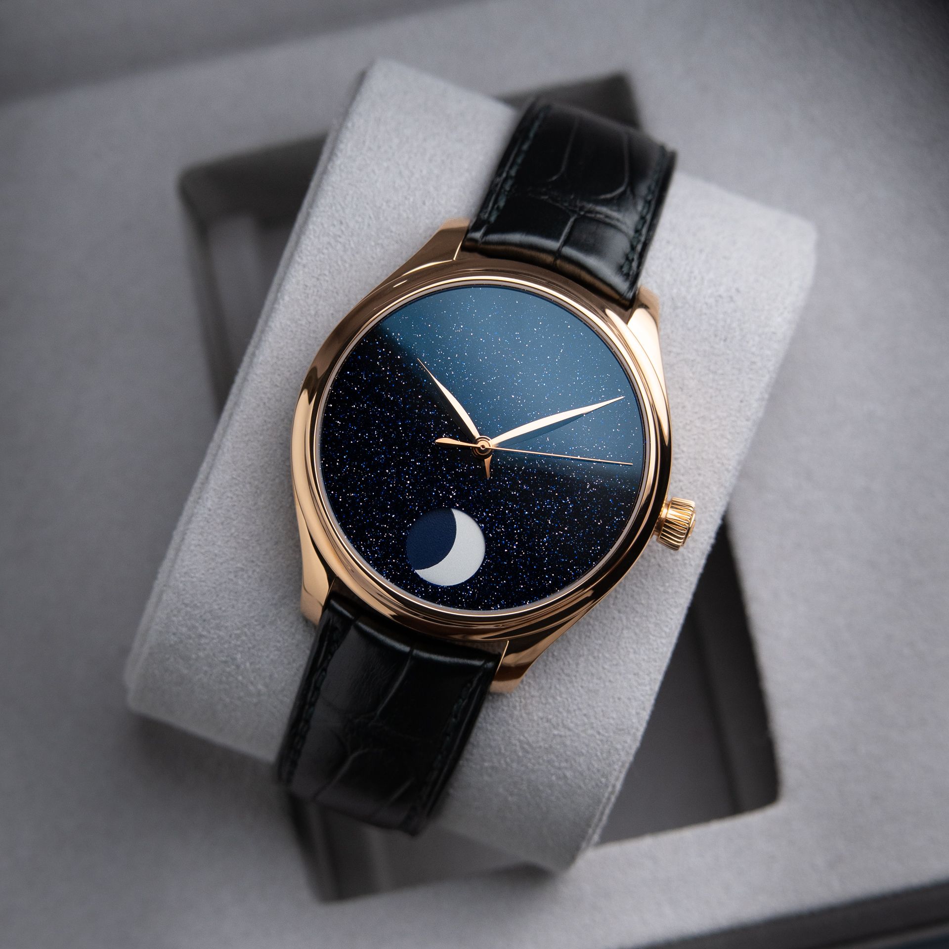 H.Moser & Cie. Endeavour UNWORN Q2/2026 Perpetual Moon Aventurine Rose Gold
