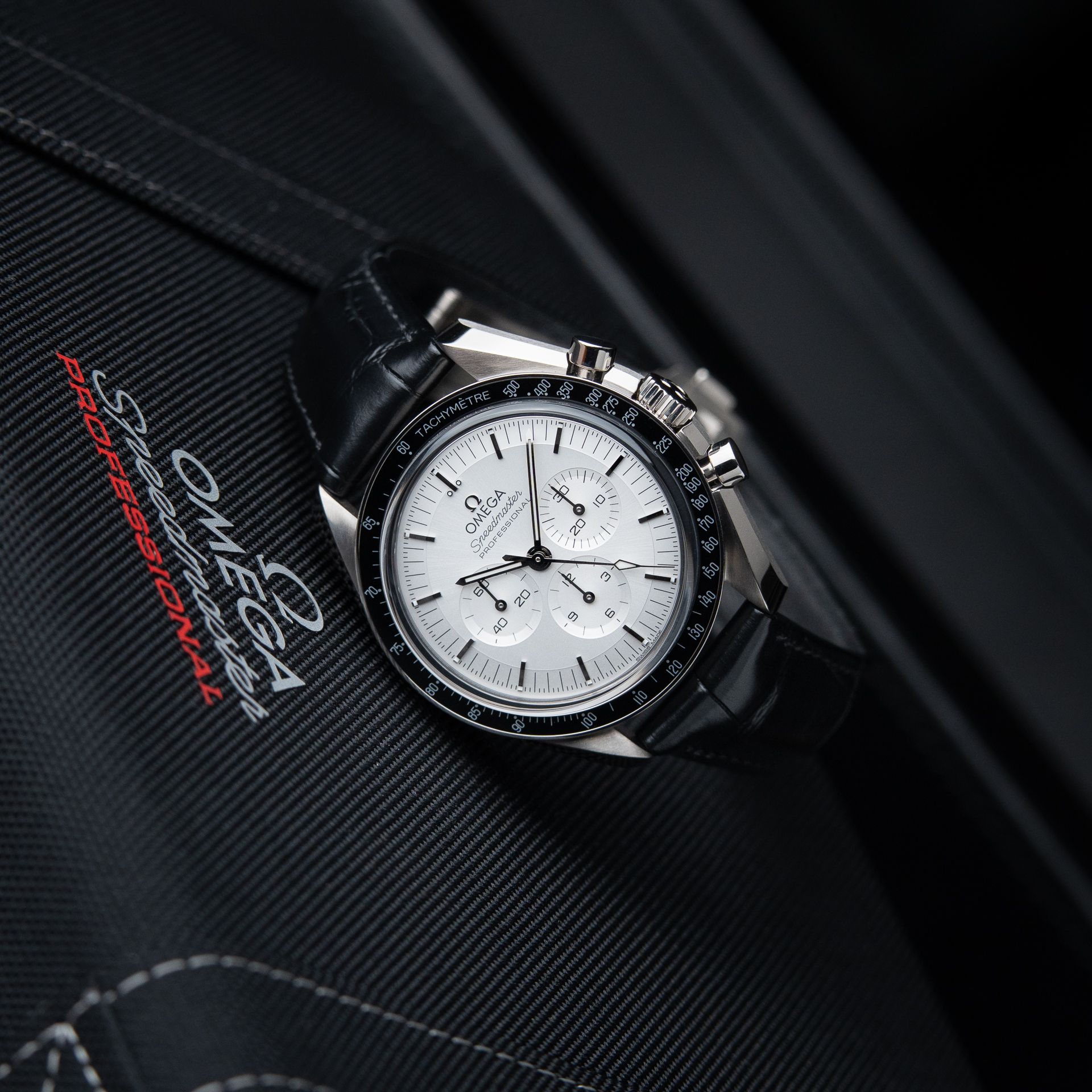 Omega Speedmaster Moonwatch Professional 2026 Canopus Gold Chronograph 42