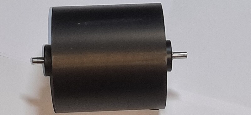 Papierrol houder voor de rollen zwart / wit 50 meter