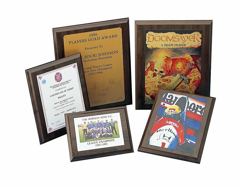 Personalised metal plaques