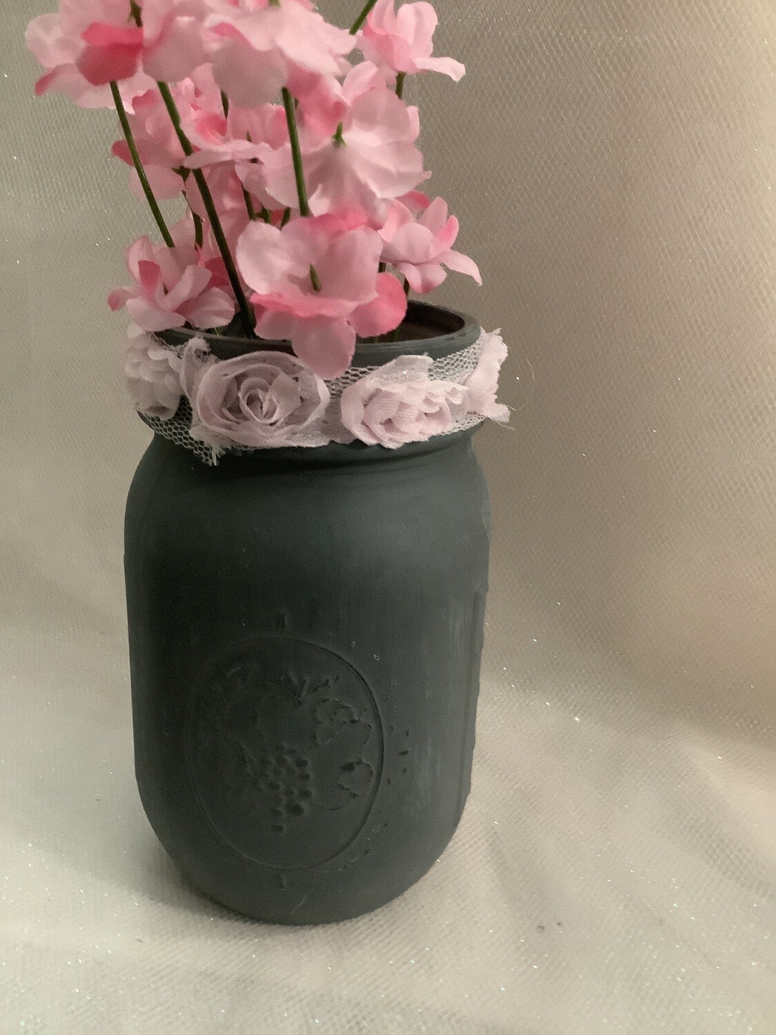 PINT MASON JAR GREY WITH FLOWERS AND LACE