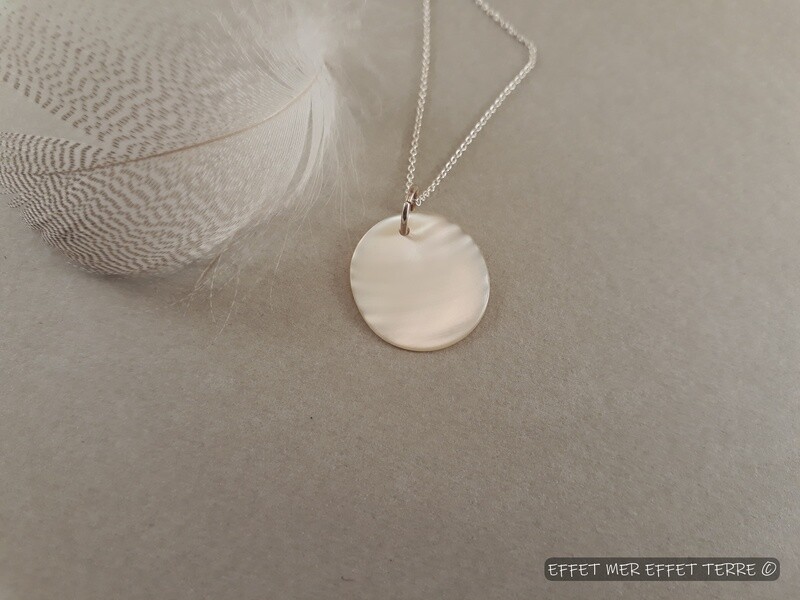 Pendentif chic nacre