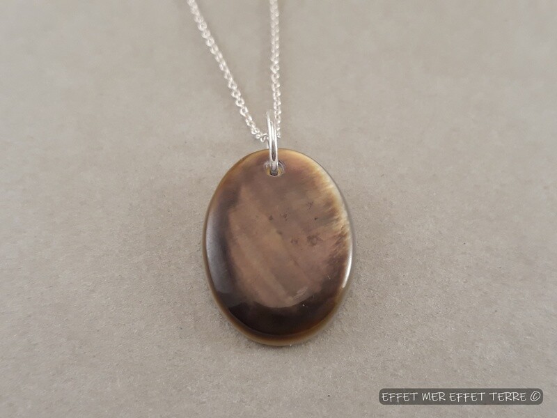 Pendentif ovale nacre grise petite taille