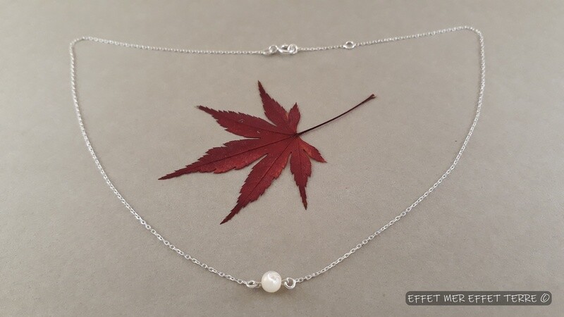 Chaine et perle nacre blanche