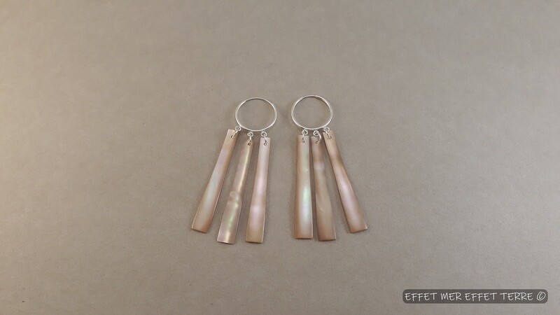 Boucles d&#39;oreilles  3 nacres Burgo