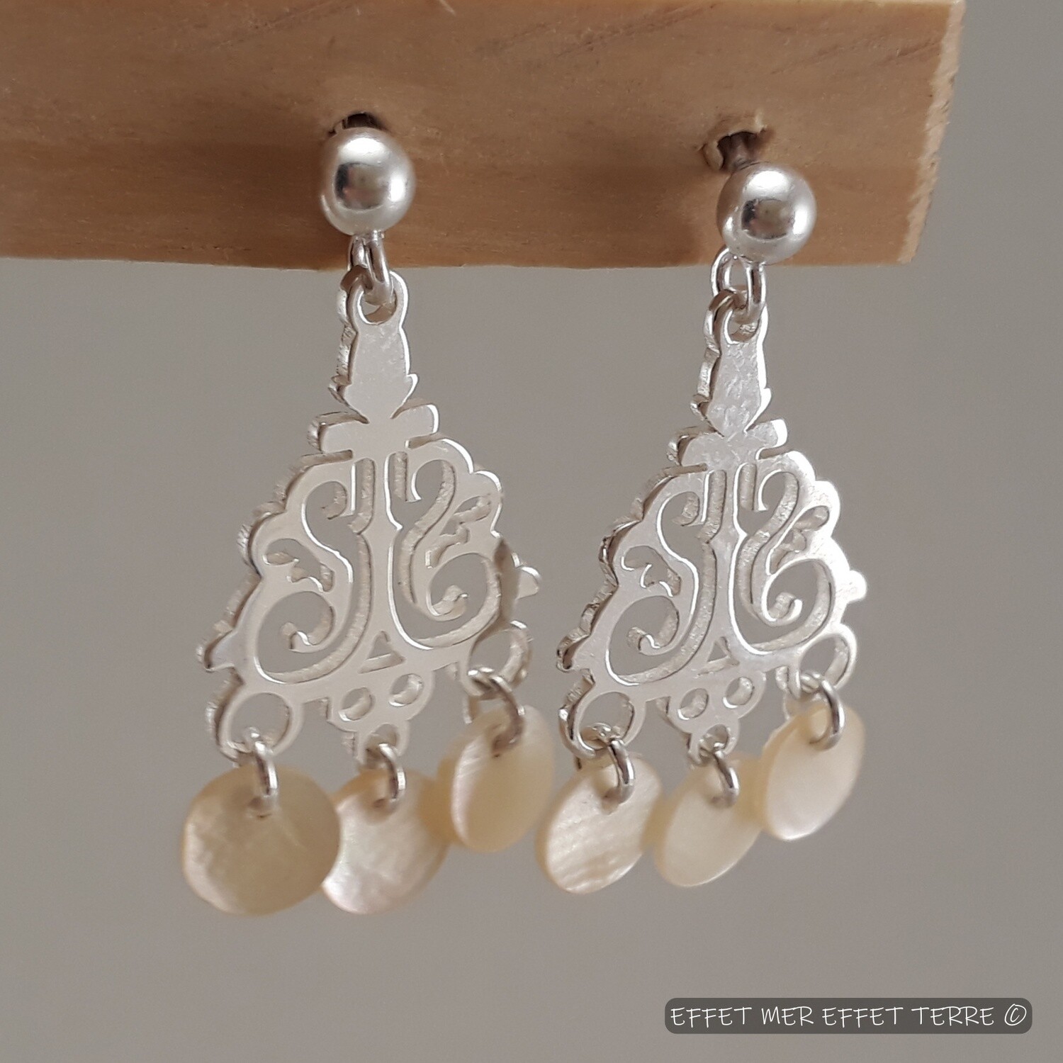 Boucles d&#39;oreille argent et nacre Goldfish