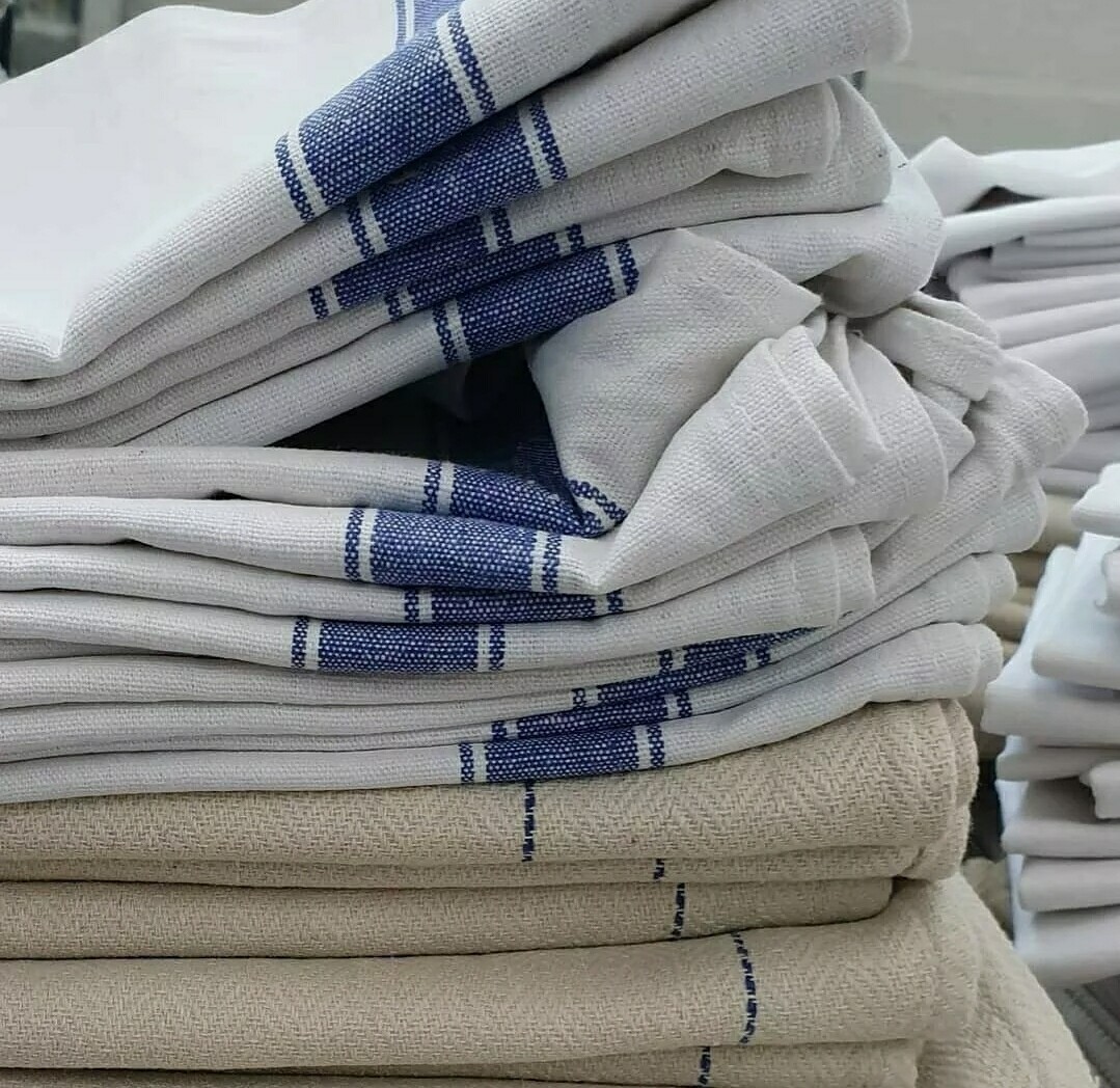 4 GLASS CLOTHS TOWELS KITCHEN FRENCH STYLE RESTAURANT CAFE