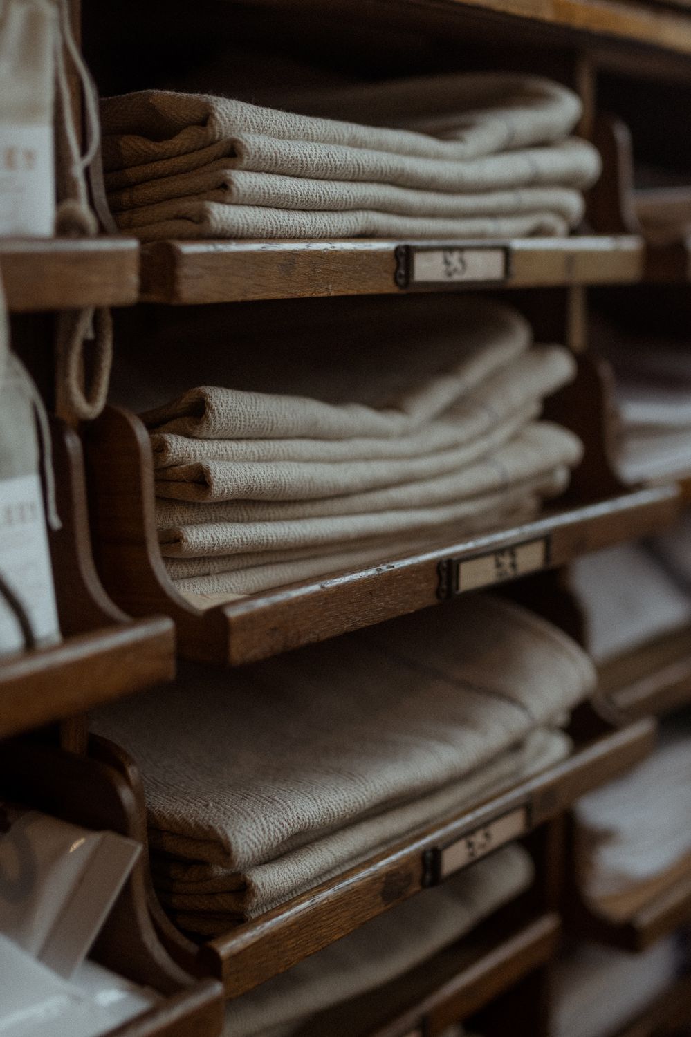 4 OVEN CLOTHS TOWELS KITCHEN FRENCH STYLE RESTAURANT CAFE