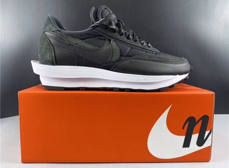 Sacai x Nike LVD Waffle Daybreak