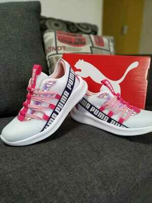 Sneaker