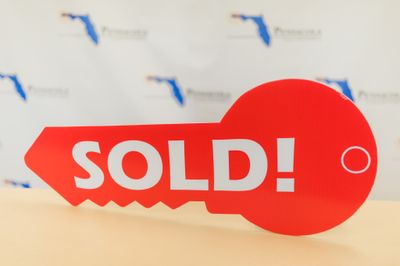 PHOTO PROP SOLD KEY Red