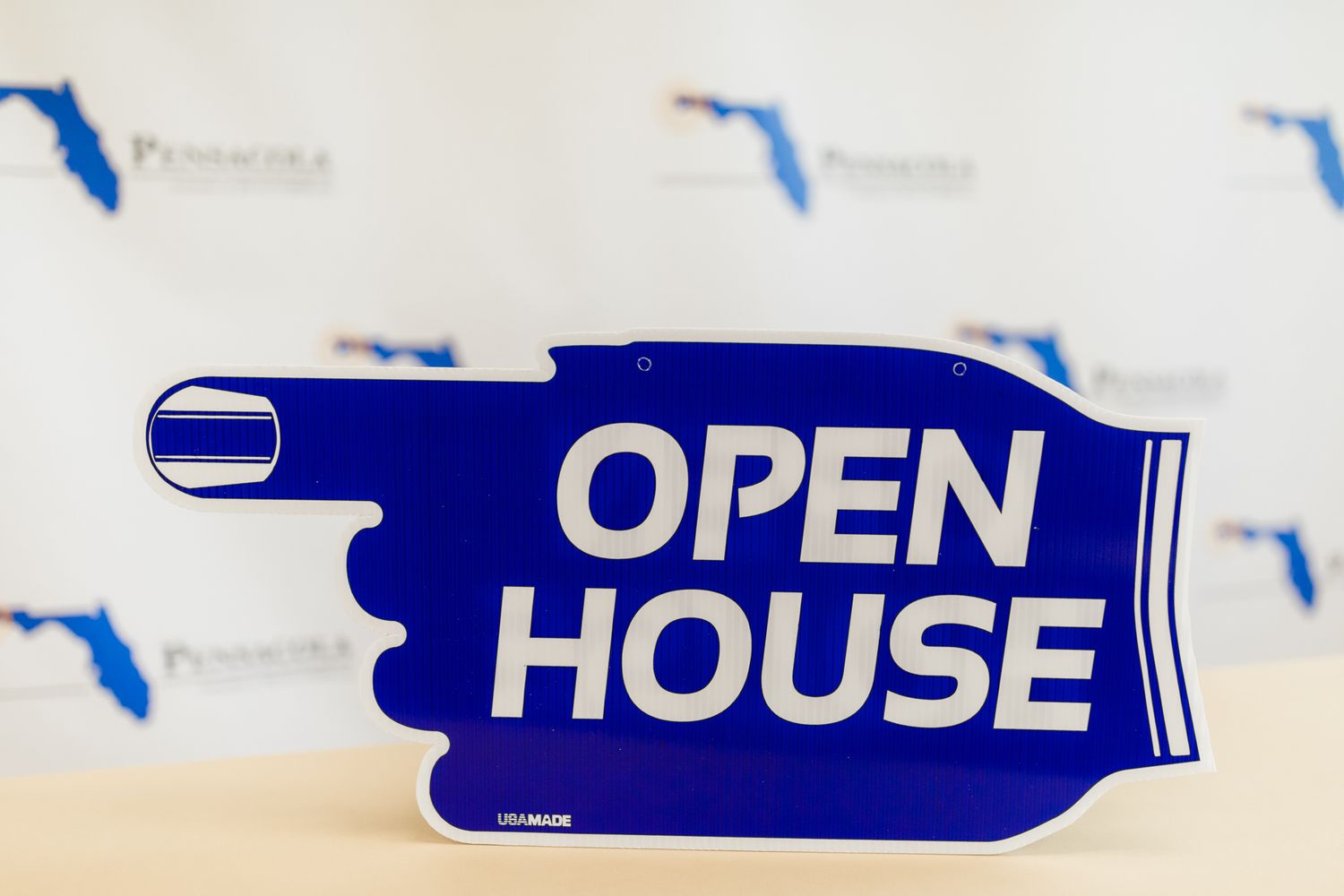 OPEN HOUSE HAND SHAPE Blue