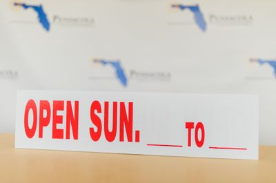 OPEN SUNDAY BLANK TO BLANK Red