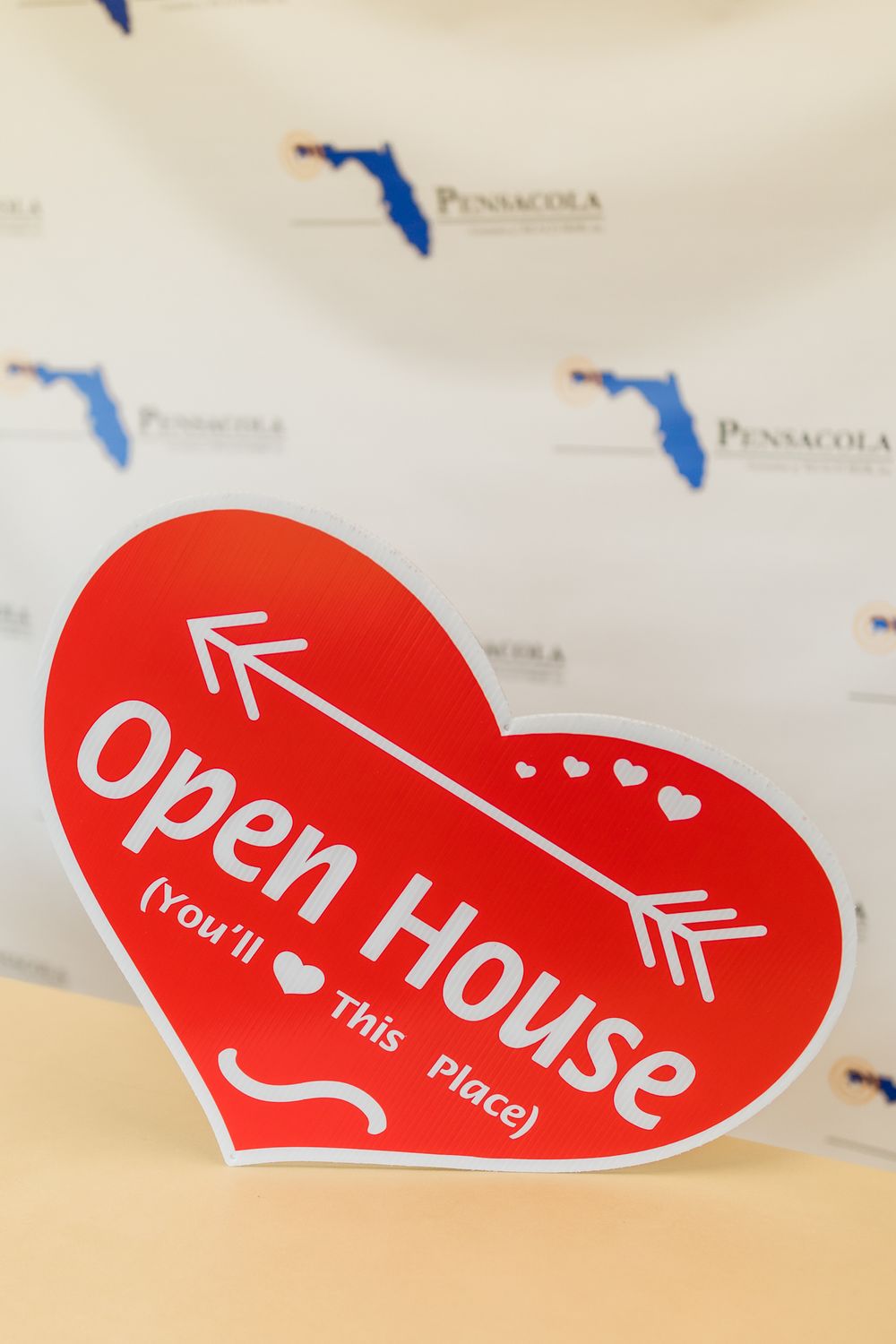 OPEN HOUSE - HEART SHAPE SIGN