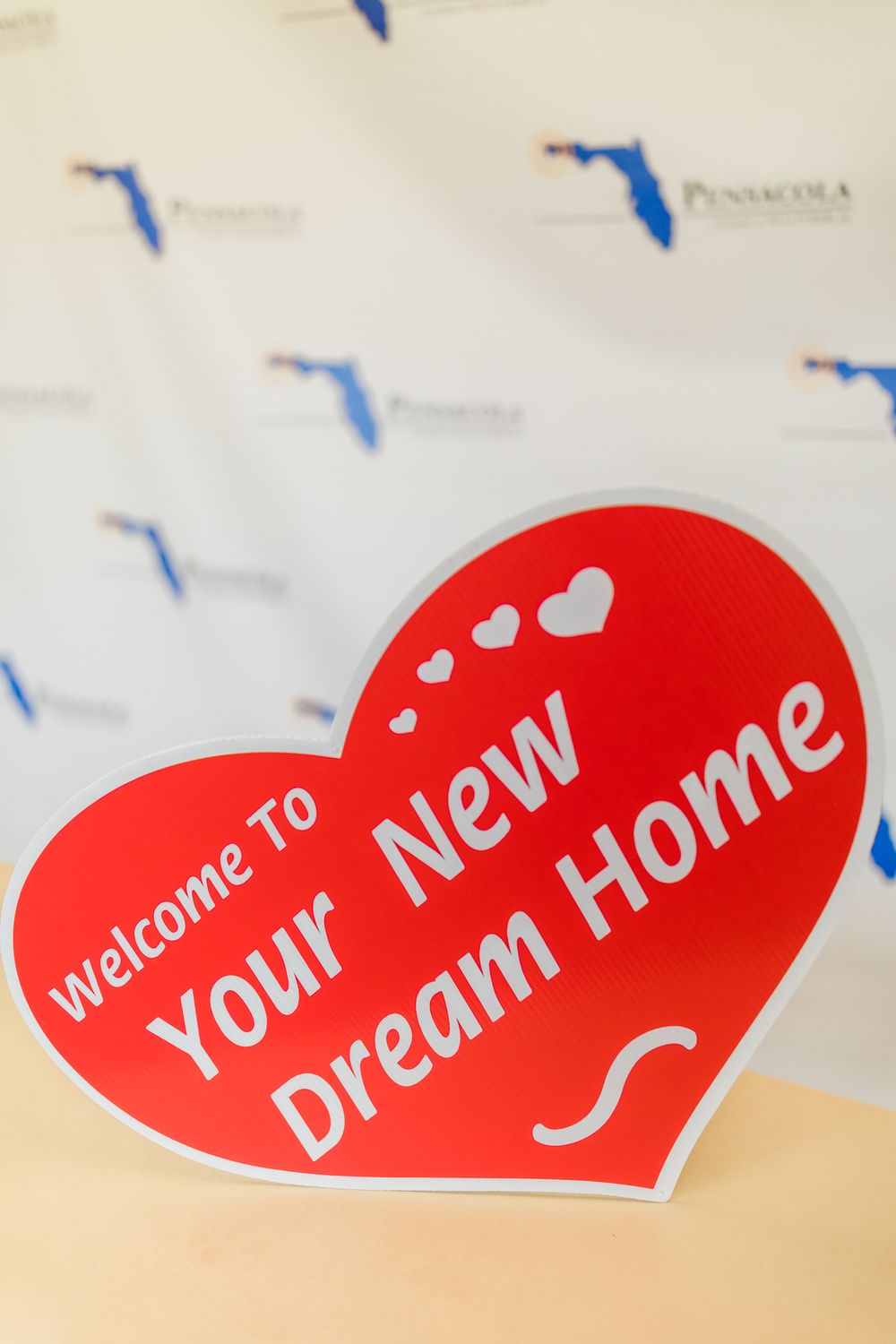 WELCOME TO YOUR NEW DREAM HOME - HEART SHAPE SIGN