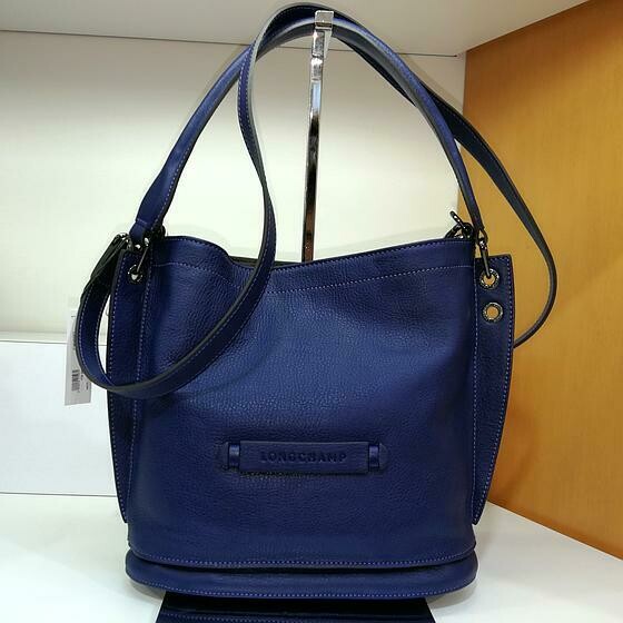 Longchamp "3D".