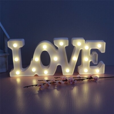LOVE 30cm
