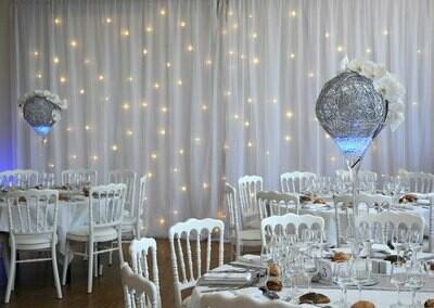 Rideau 3x3m + structure + Led